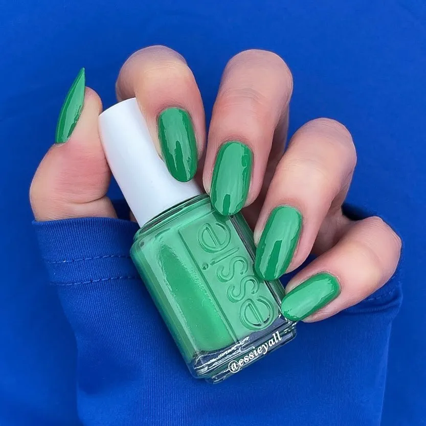 Essie Grass Never Greener 0.5 oz - #1778