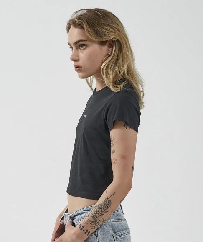 MINIMAL THRILLS MINI TEE